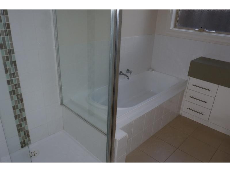 15A Black Street, Essendon VIC 3040