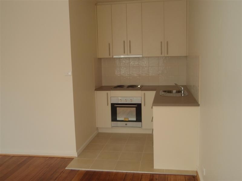 4/18 Mascoma Street, Ascot Vale VIC 3032