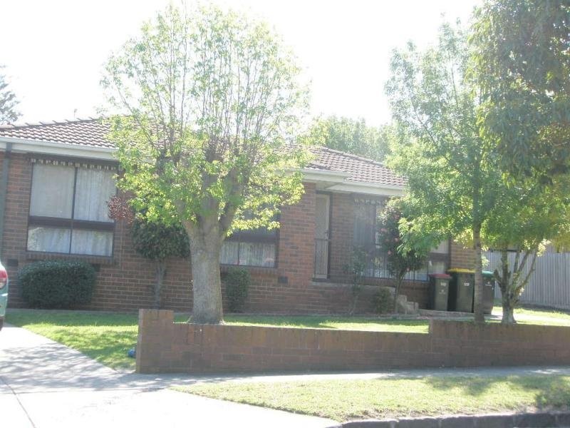 1/27 Ballater Street, Essendon VIC 3040
