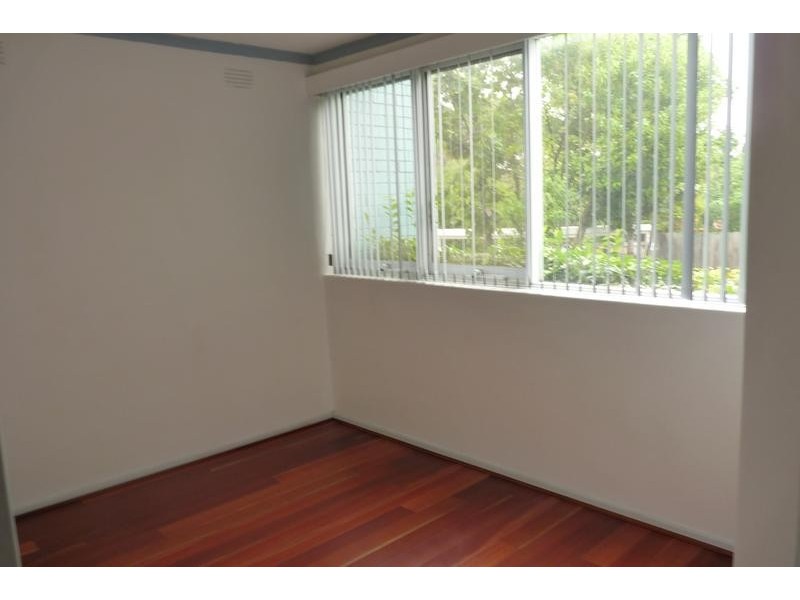 11/25 Daisy Street, Essendon VIC 3040