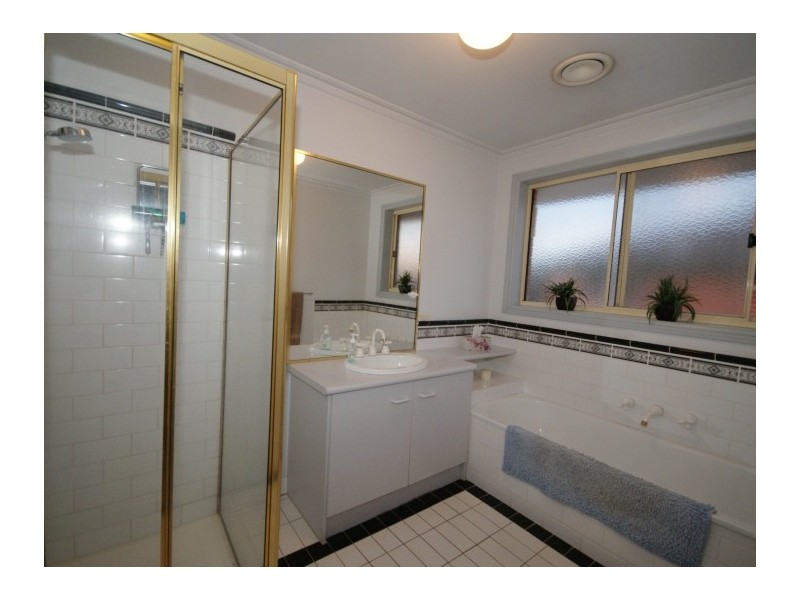 Essendon VIC 3040