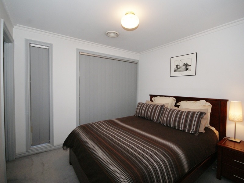 Essendon VIC 3040