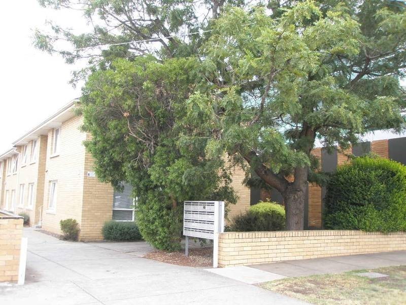 15/2 Berry Street, Essendon VIC 3040