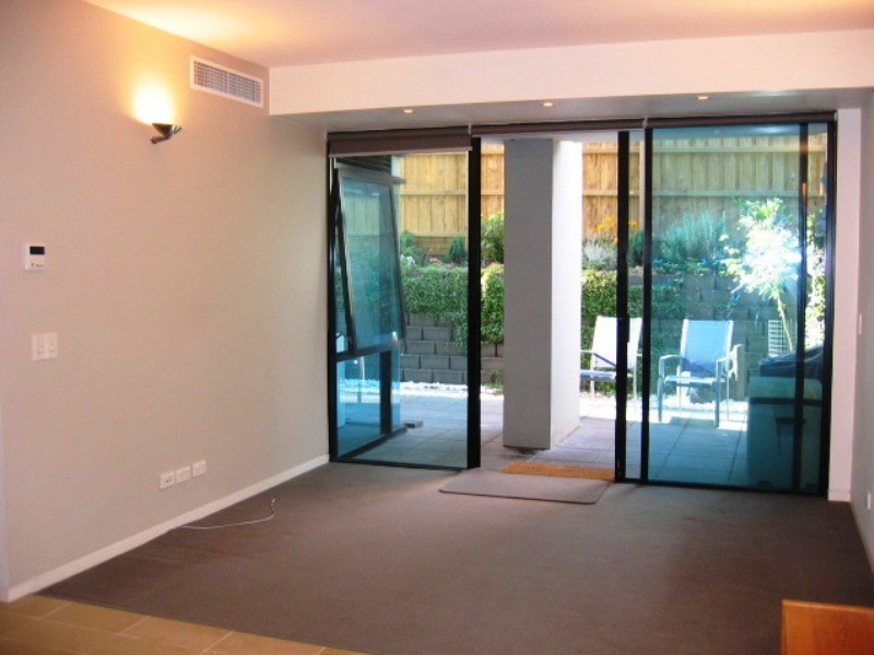 2/228 The Avenue, Parkville VIC 3052