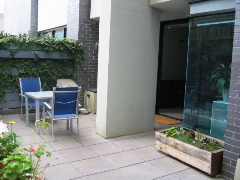 2/228 The Avenue, Parkville VIC 3052