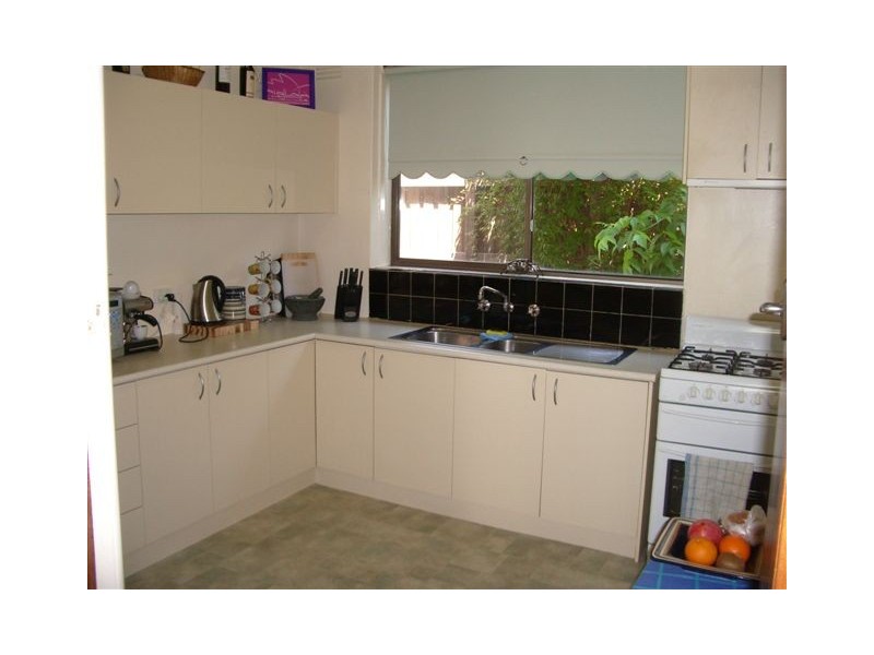 10/12 Fletcher Street, Essendon VIC 3040