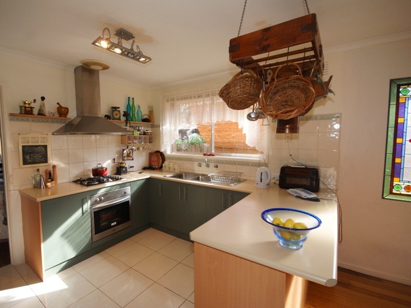 49 Patterson Avenue, Keilor VIC 3036