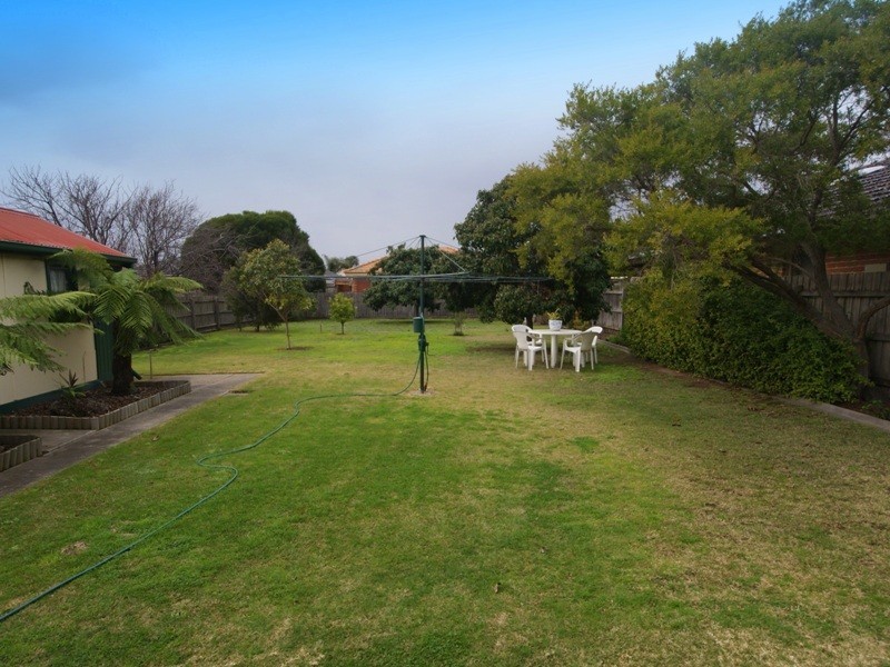 6 Winifred Street, Essendon VIC 3040