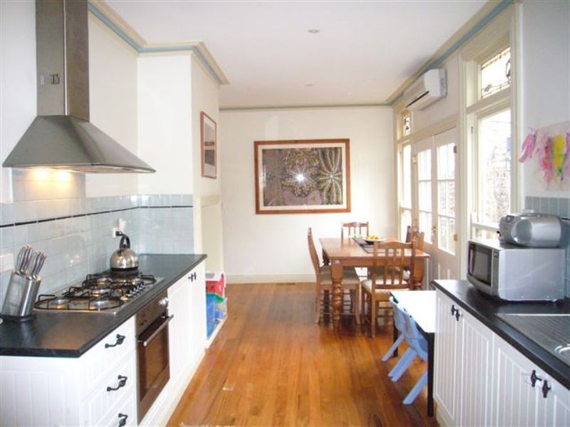 32 Ormond Road, Ascot Vale VIC 3032
