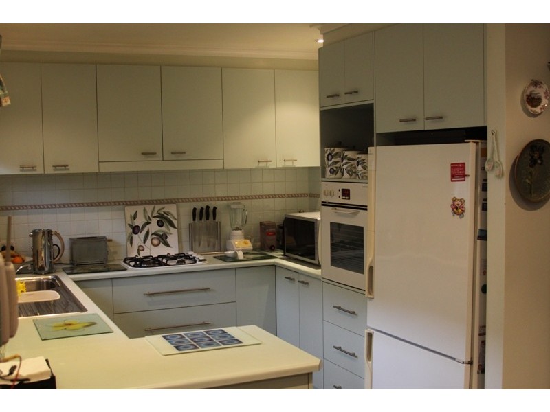 43 Hillside Grove, Airport West VIC 3042