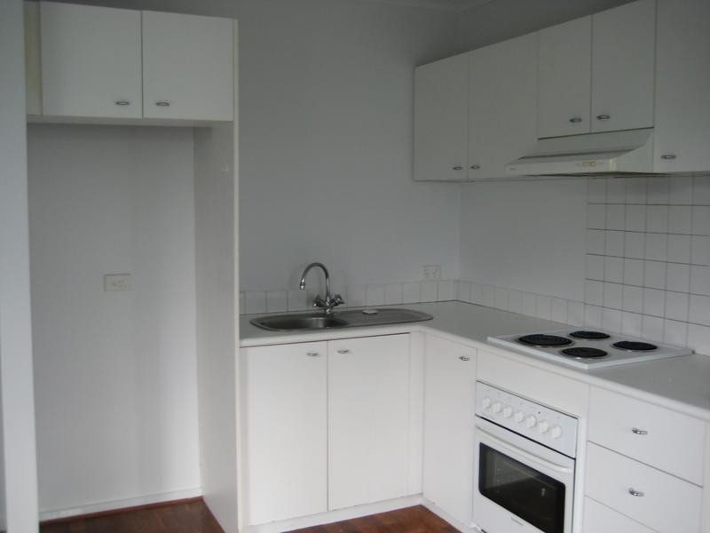 4/185 Buckley Street, Essendon VIC 3040