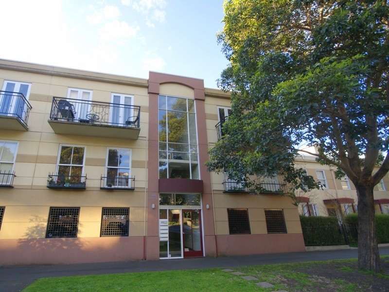 2/102 Coventry Street, Southbank VIC 3006
