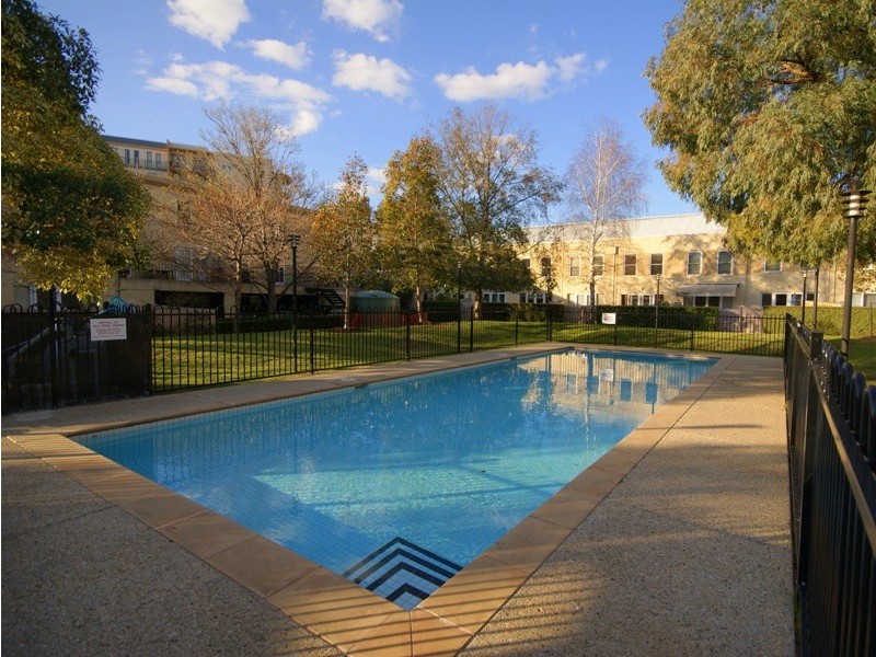 2/102 Coventry Street, Southbank VIC 3006