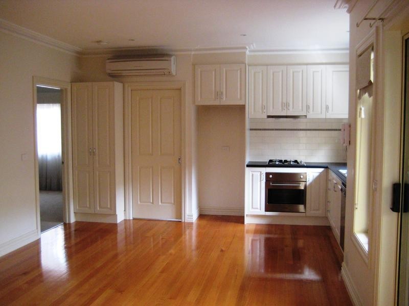 3/153 Roberts Street, Essendon VIC 3040