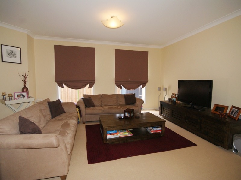 44A Santa Monica Drive, Keilor Lodge VIC 3038