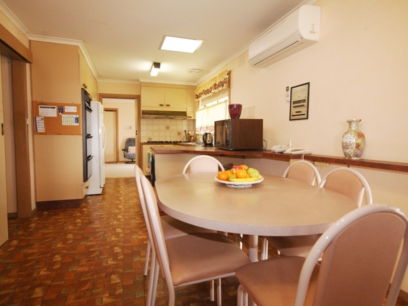 24 Pindari Avenue, Taylors Lakes VIC 3038