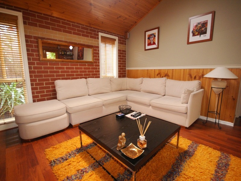 2 Strzelecki Court, Taylors Lakes VIC 3038