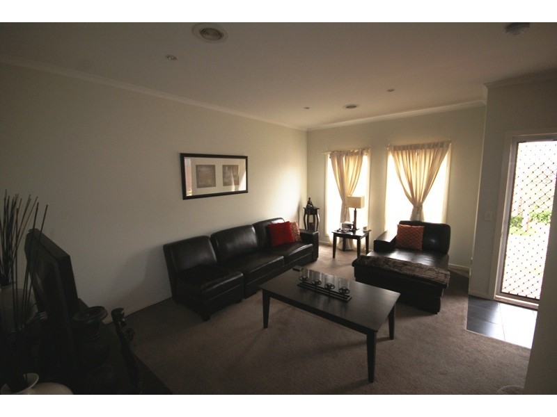 37 Balerno Circle, Gowanbrae VIC 3043