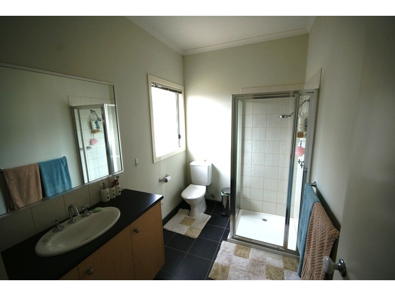 37 Balerno Circle, Gowanbrae VIC 3043