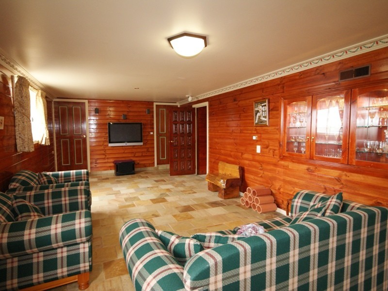 2 Doutney Court, Sunbury VIC 3429