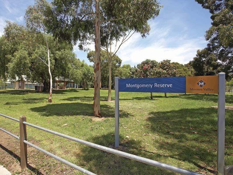 1/22 Donald Street, Essendon VIC 3040