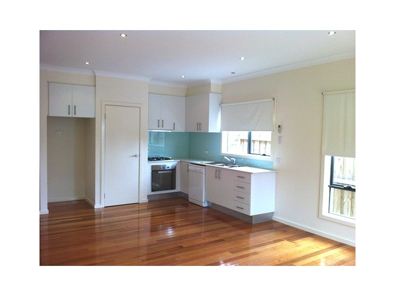 6/4 Spurling Street, Maidstone VIC 3012