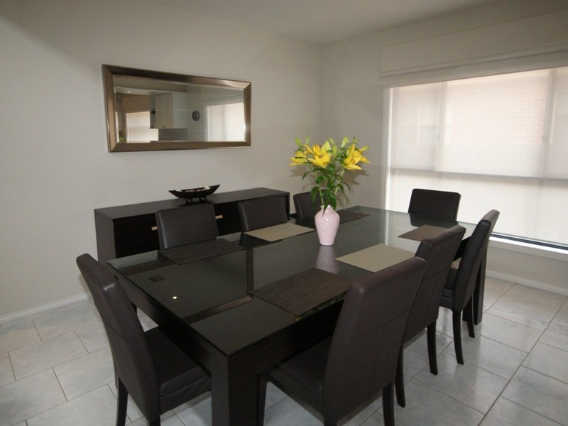 15 Sturt Court, Taylors Lakes VIC 3038