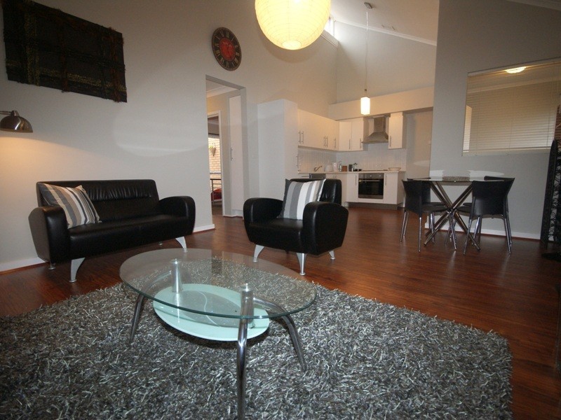 3/2 Stanley Street, Glenroy VIC 3046