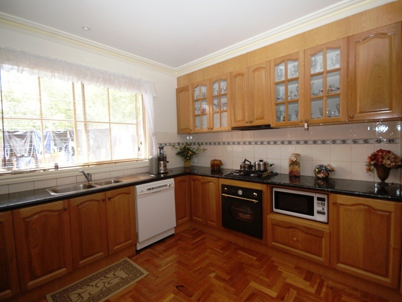 36 Central Park Avenue, Maribyrnong VIC 3032