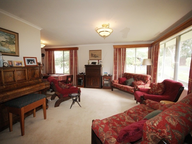 15 Parramatta Road, Keilor VIC 3036