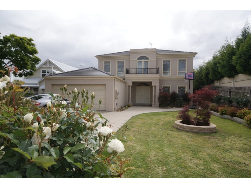 35 Cantala Street, Pascoe Vale South VIC 3044