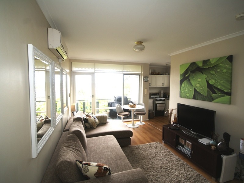 8/32 Richardson Street, Essendon VIC 3040