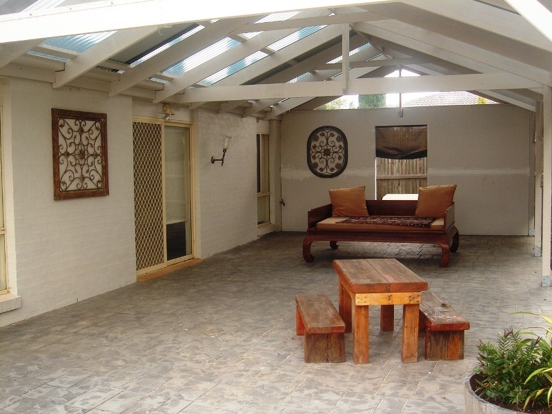 10 Tarquin Place, Hillside VIC 3037