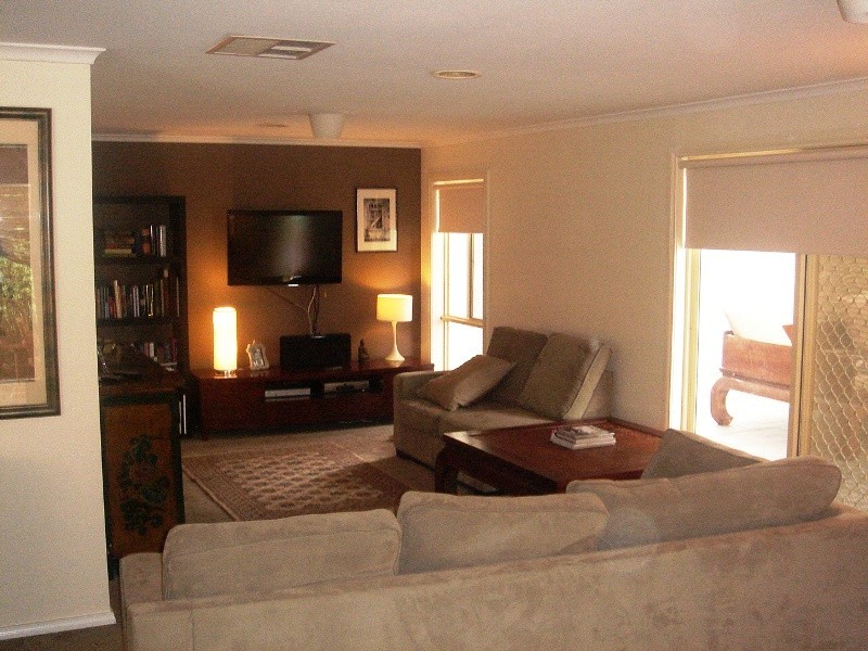 10 Tarquin Place, Hillside VIC 3037