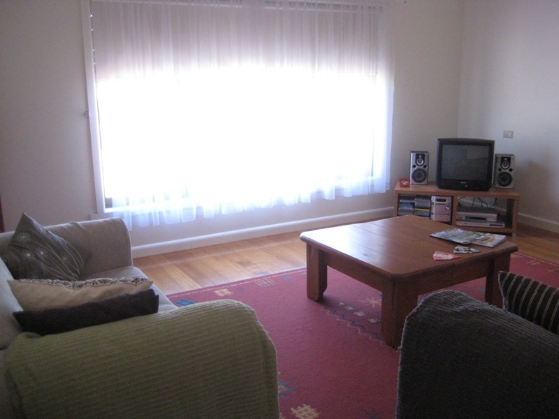 1/24 Gregory Street, Oak Park VIC 3046