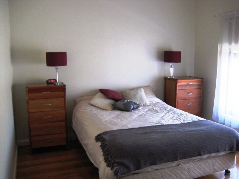 1/24 Gregory Street, Oak Park VIC 3046