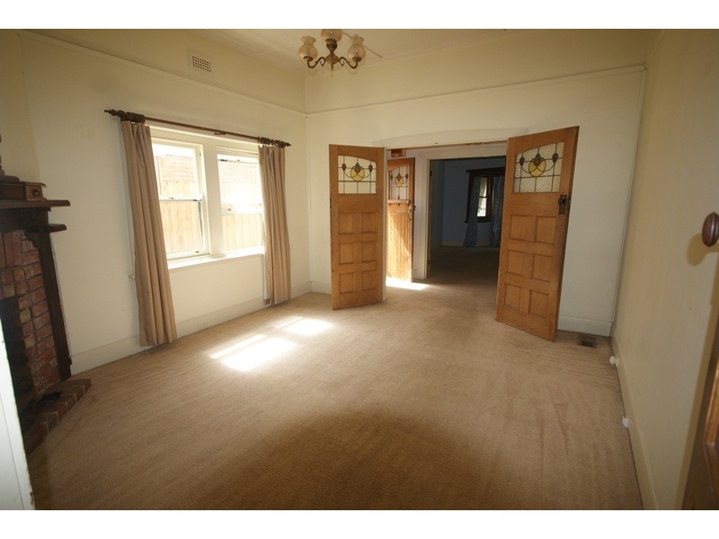 15 Woolley Street, Essendon VIC 3040