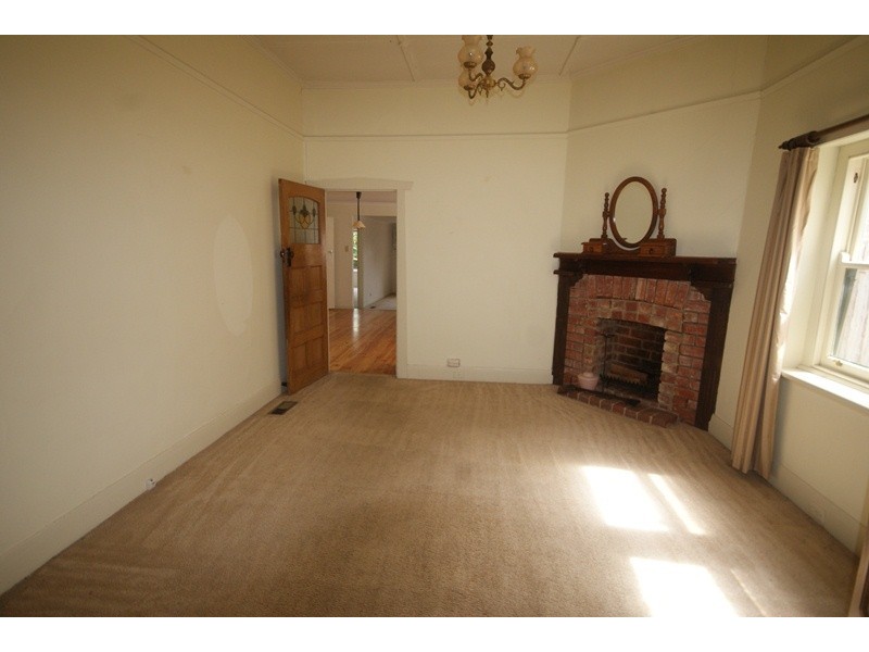 15 Woolley Street, Essendon VIC 3040