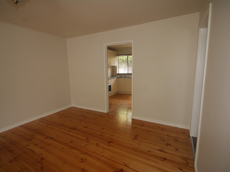 8/20 Grevillia Road, Oak Park VIC 3046