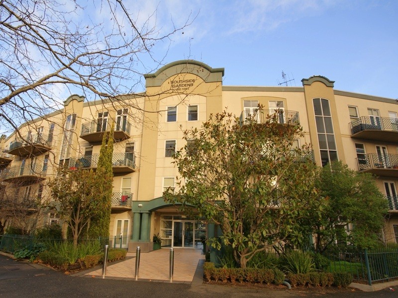 37/106 Southbank Boulevard, Southbank VIC 3006