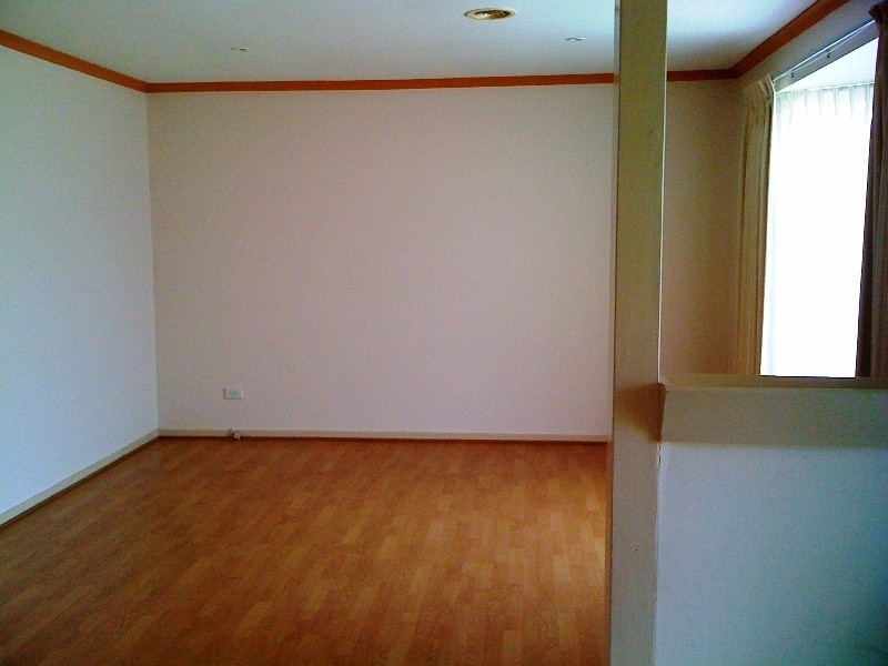 6 Pollock Court, Delahey VIC 3037