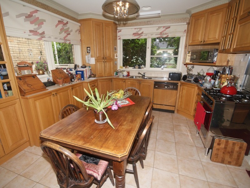 34 Rosehill Road, Niddrie VIC 3042