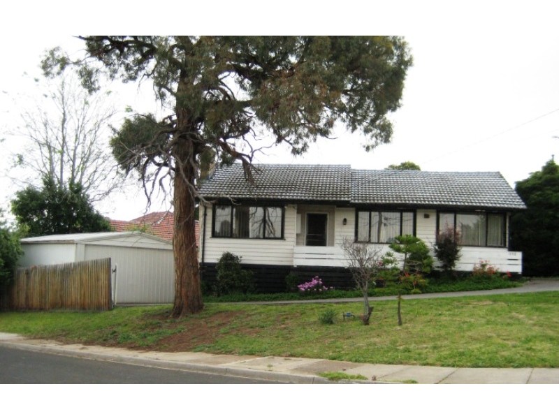 1 McKenna Street, Avondale Heights VIC 3034