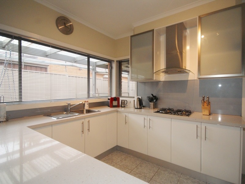 4 Electric Avenue, Glenroy VIC 3046