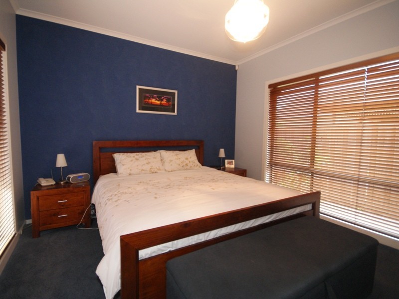 4 Electric Avenue, Glenroy VIC 3046