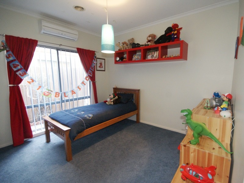 4 Electric Avenue, Glenroy VIC 3046