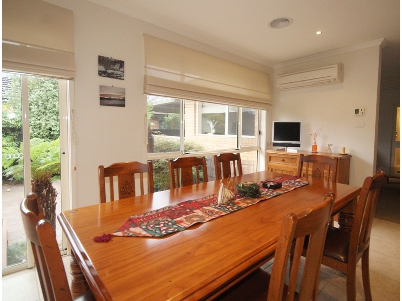 36 Lincoln Drive, Keilor East VIC 3033