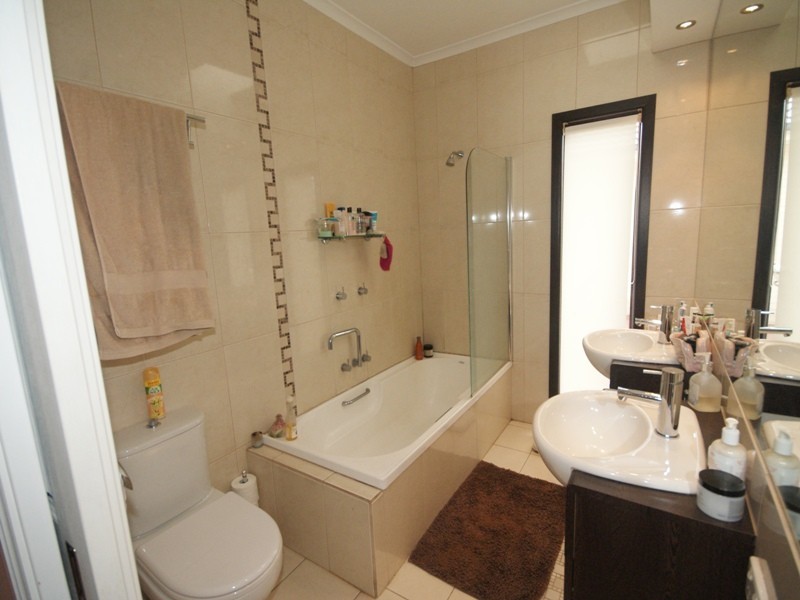 5 Myrtle Grove, Airport West VIC 3042