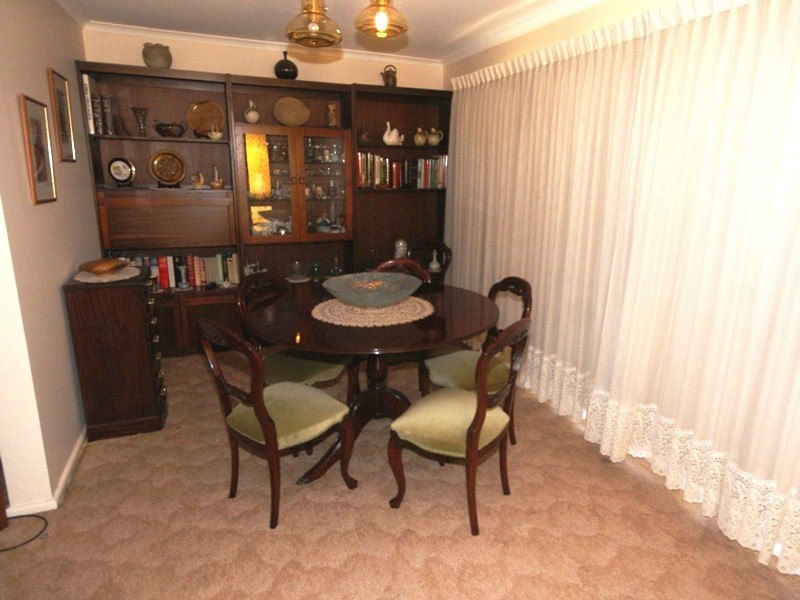 4 Peters Street, Airport West VIC 3042