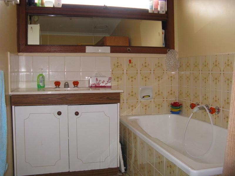 4/135 Ogilvie Street, Essendon VIC 3040